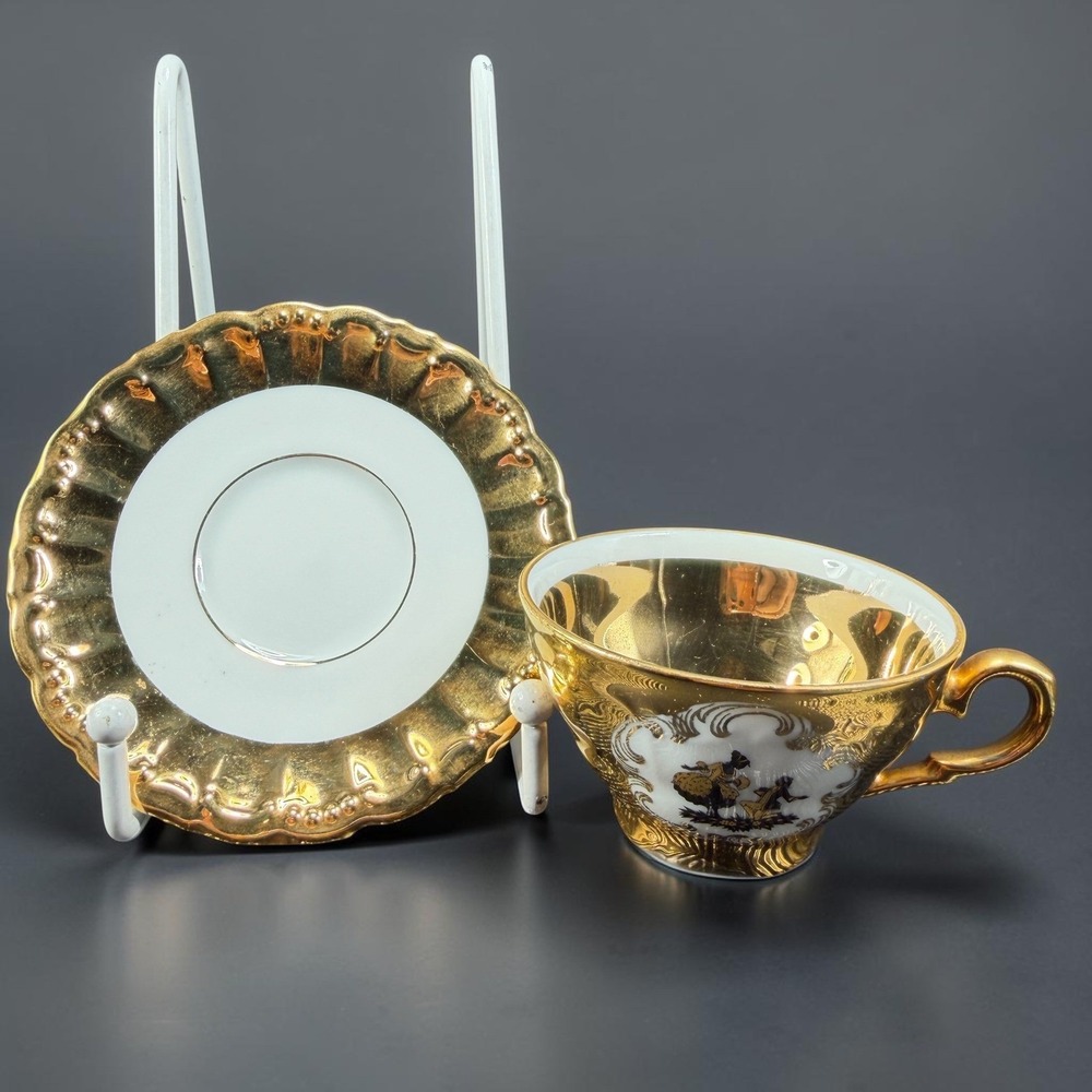 Bareuther Waldsassen Bavaria Gold Courting Couple Demitasse Cup Saucer Set‎ VTG